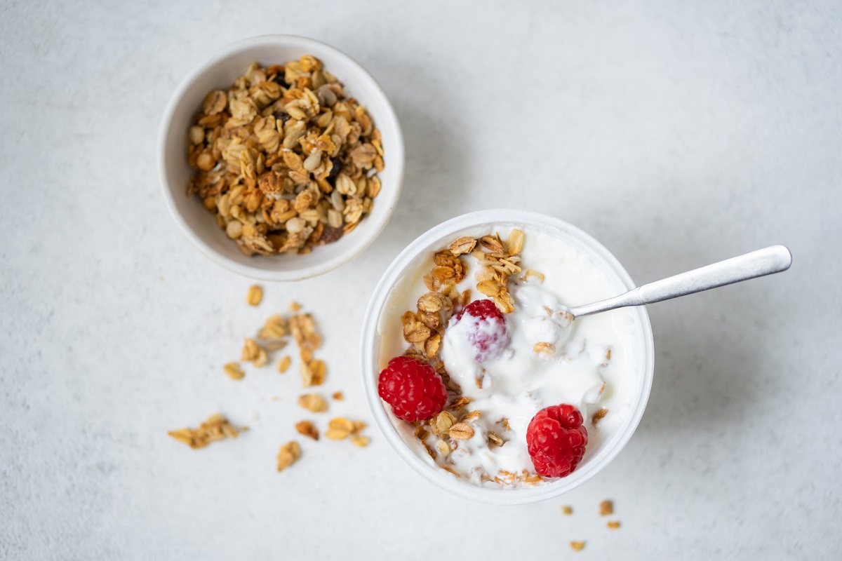 Obejdete se i zcela bez sušeného ovoce, vždycky můžete do svého müsli vmíchat čerstvé plody